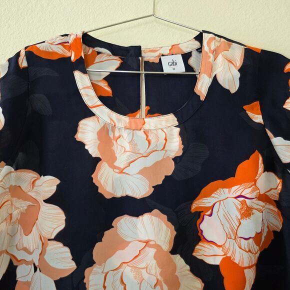 Cabi Floral Sleeveless Layered Top Navy Peach Print Womens Size M Lightweight - Picture 2 of 13